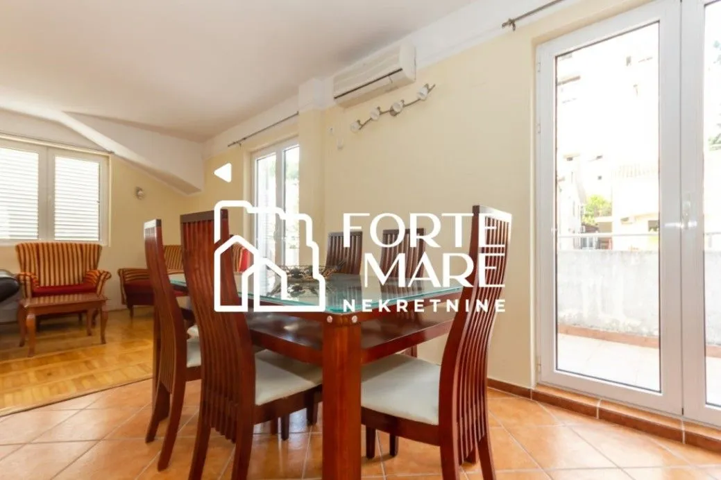 Prodaja, dvosoban stan, 83m², Savina, Herceg Novi