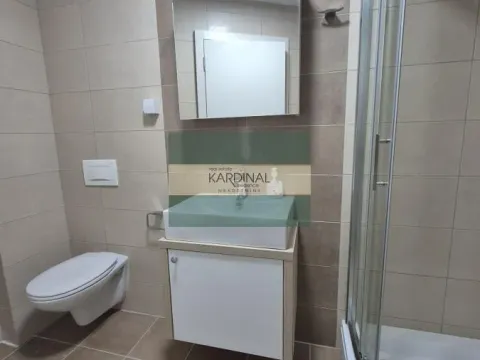 Izdavanje, četvorosoban stan, 97m², Centar, Paraćin - image 8