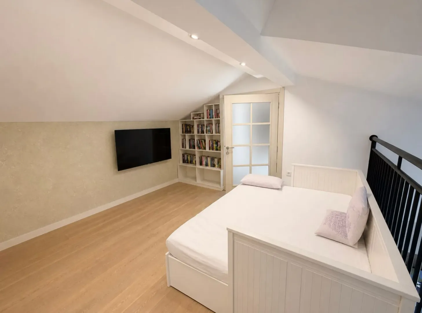 Prodaja, dvosoban stan, 135m², Seljanovo, Tivat