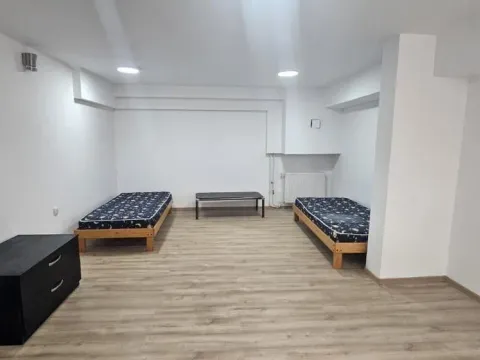 Izdavanje, poslovni prostor, 63m², Sajmište, Novi Sad - image 8