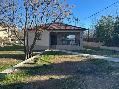 Kuća in Ibričevina