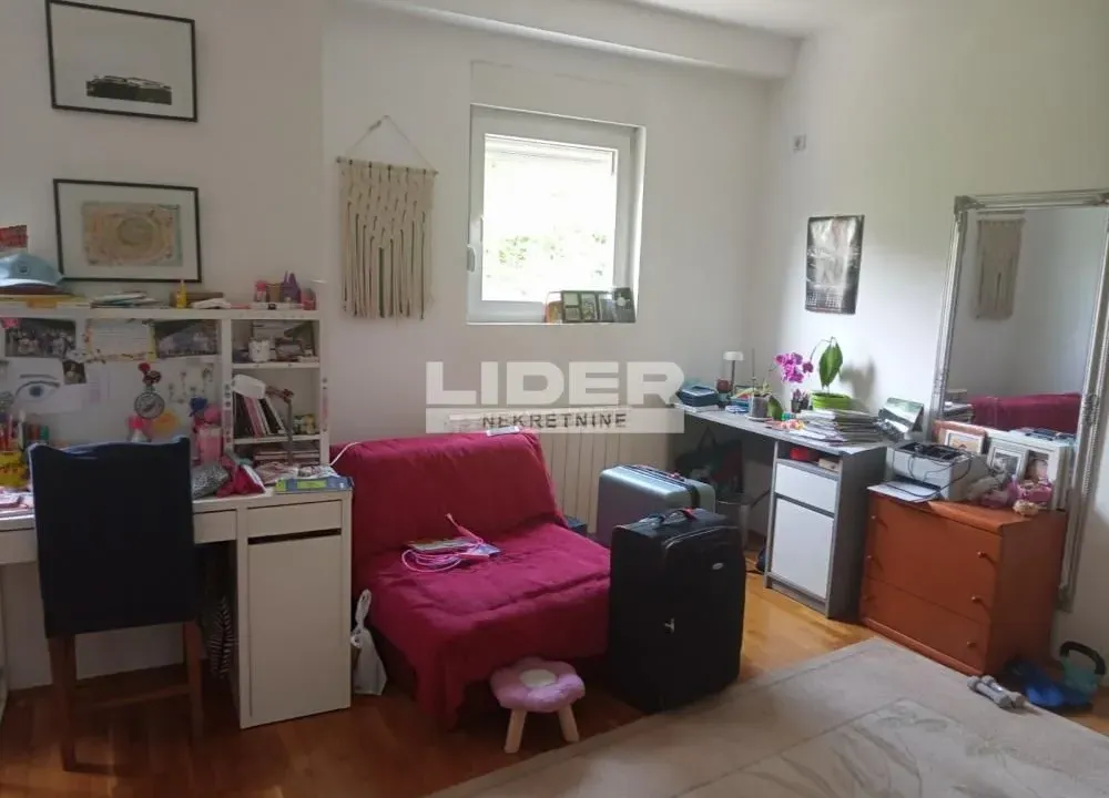 Prodaja, dvosoban stan, 79m², Čukarica, Beograd