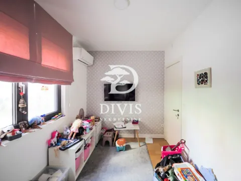 Sale, four bedroom apartment, 116m², Palilula Sve Podlokacije, Beograd - image 8