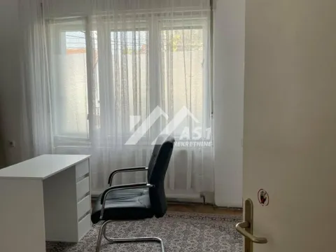 Izdavanje, kuća, 300m², Telep, Novi Sad Sve Podlokacije - image 6