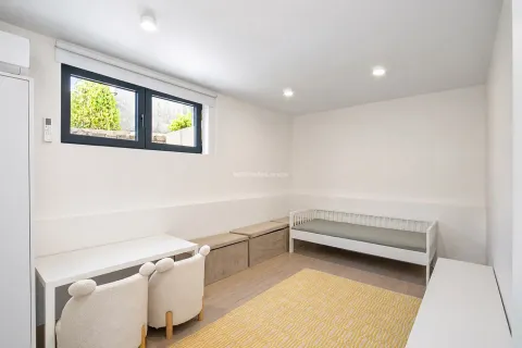 Prodaja, kuća, 220m², Tripovići, Tivat - image 15