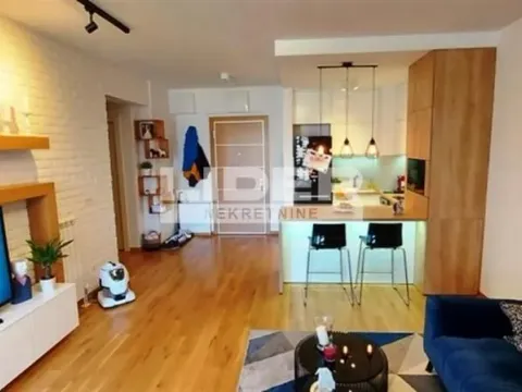 Izdavanje, dvosoban stan, 75m², Voždovac Sve Podlokacije, Beograd - image 2