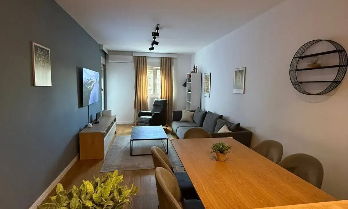 Sale, two bedroom apartment, 72m², Centar, Bar