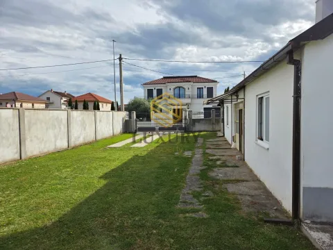 Izdavanje, dvosoban stan, 90m², Gornja Gorica, Podgorica - image 2