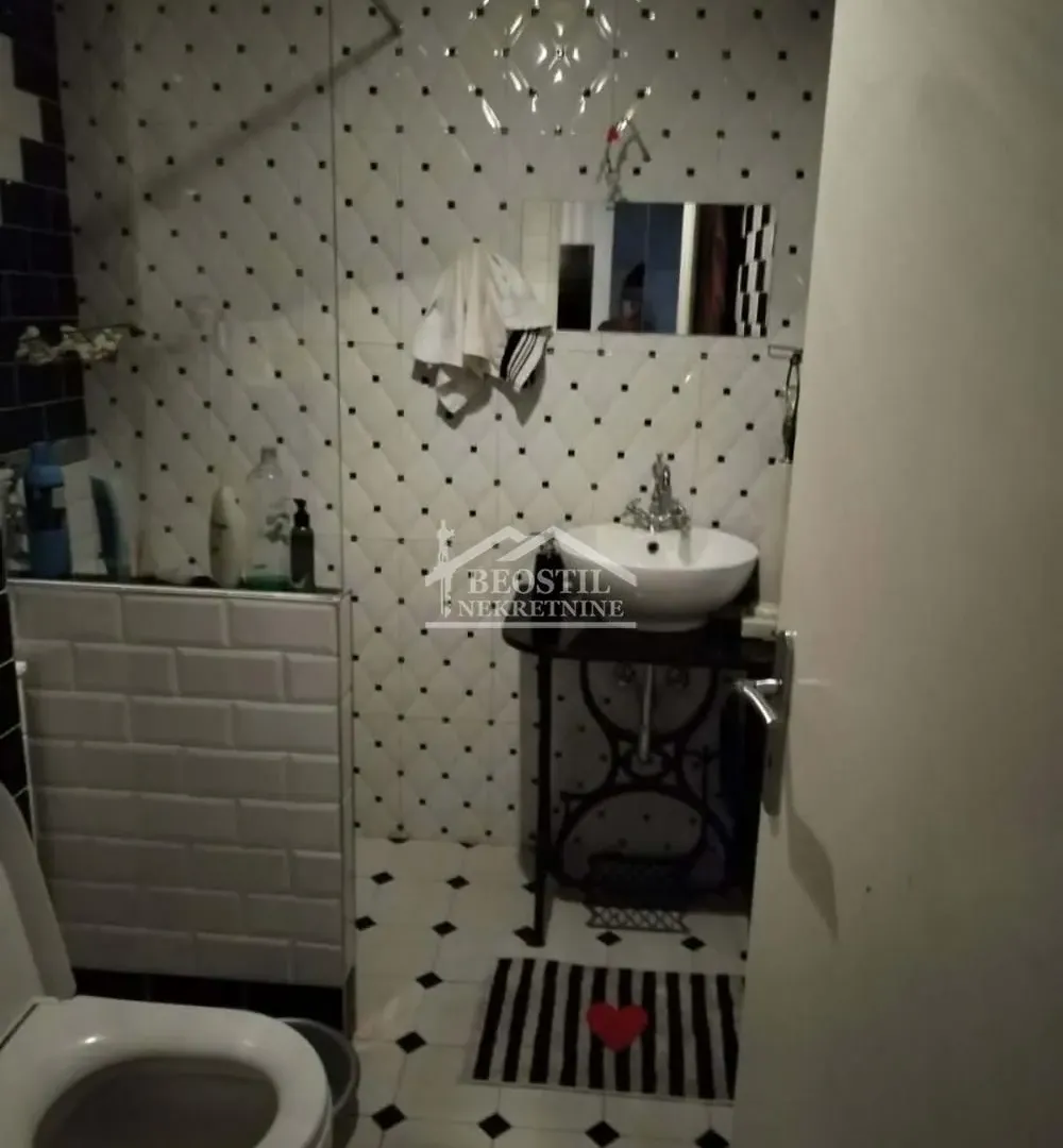 Prodaja, dvosoban stan, 74m², Bežanijska Kosa 3, Bežanijska Kosa Sve Podlokacije