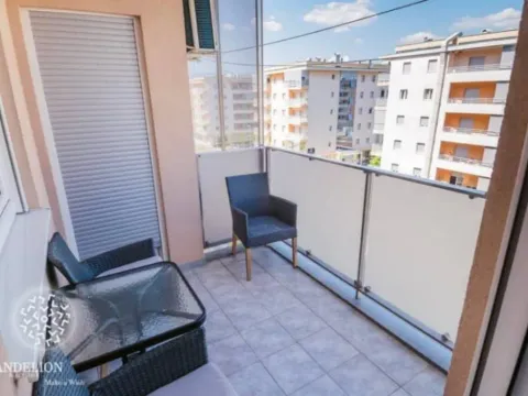Sale, two bedroom apartment, 71m², City Kvart, Podgorica - image 6