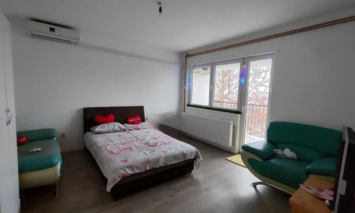 Prodaja, jednosoban stan, 42m², Despotovac, Srbija