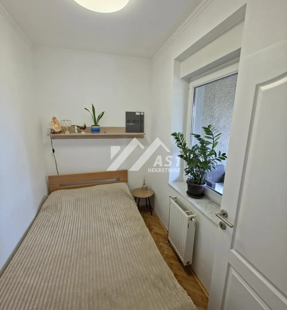Izdavanje, dvosoban stan, 44m², Grbavica, Novi Sad Sve Podlokacije