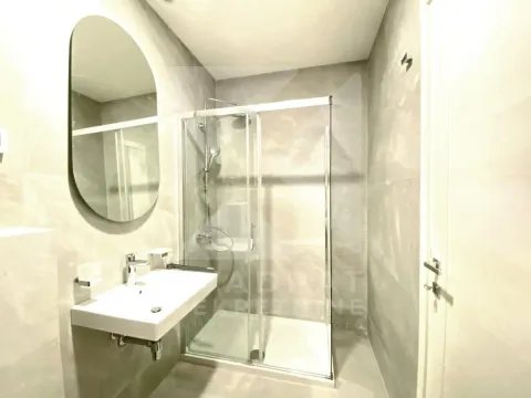 Prodaja, jednosoban stan, 48m², Central Point, Podgorica - image 12