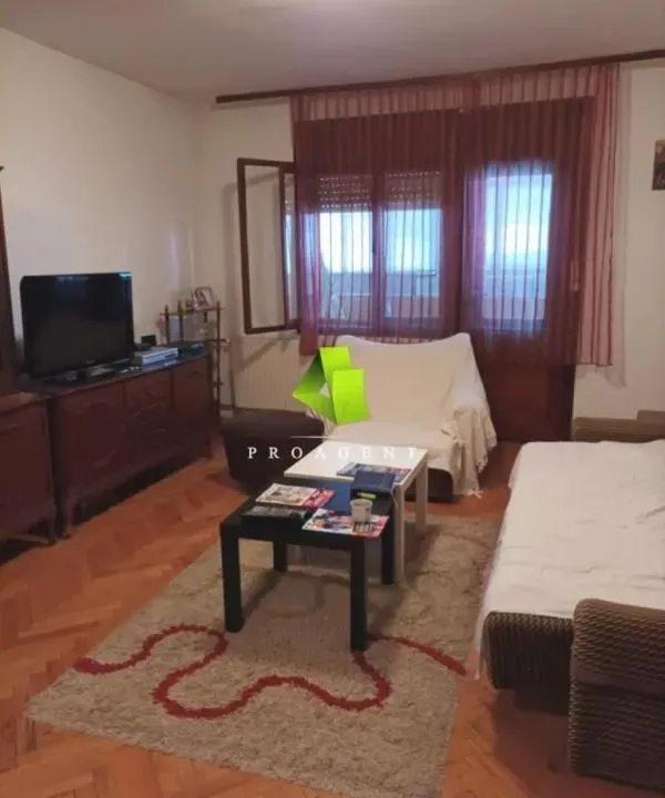 Sale, house, 370m², Palilula, Niš