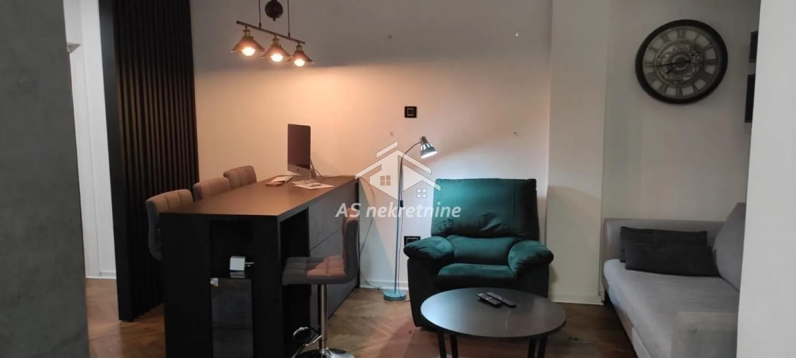 Izdavanje, stan, 60m², Novi Beograd Sve Podlokacije, Beograd