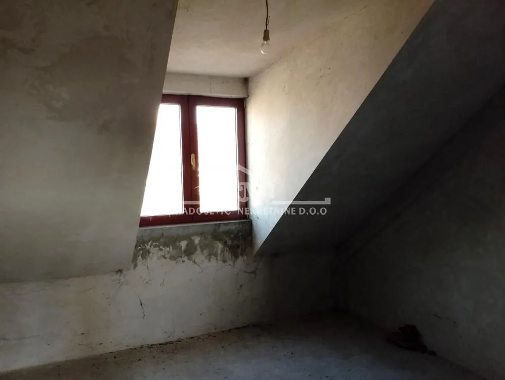 Rent, office space, 475m², Batajnica, Beograd