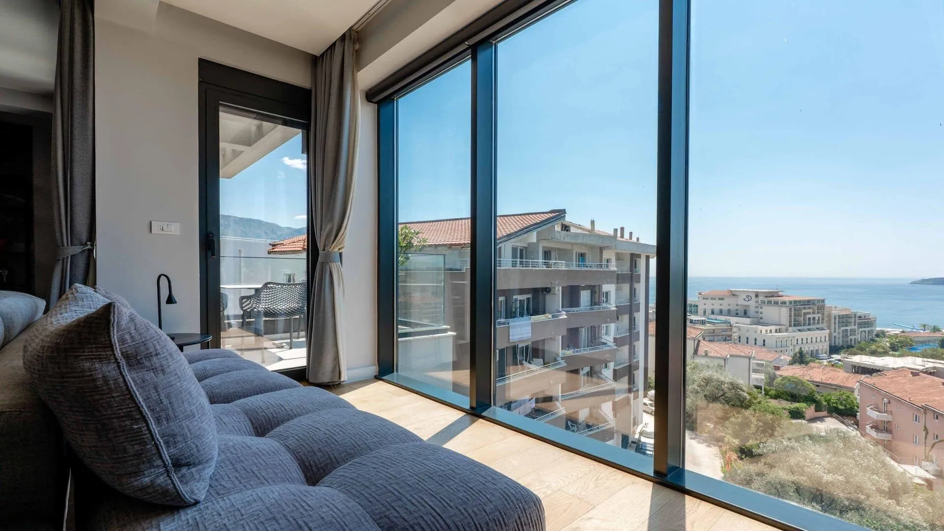Sale, three bedroom apartment, 125m², Bečići, Budva