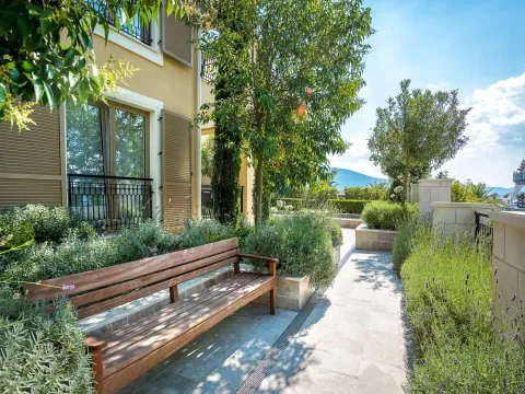 Prodaja, dvosoban stan, 135m², Porto Montenegro, Tivat - image 25