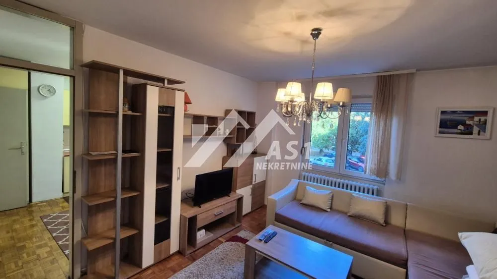 Izdavanje, jednosoban stan, 42m², Novi Sad Sve Podlokacije, Novi Sad