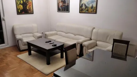 Izdavanje, dvosoban stan, 75m², Stari Aerodrom, Podgorica - image 5