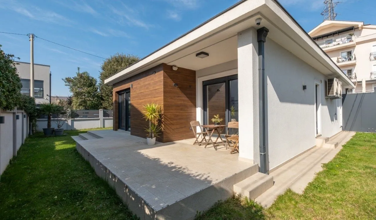 Rent, house, 160m², Dalmatinska ulica, Podgorica