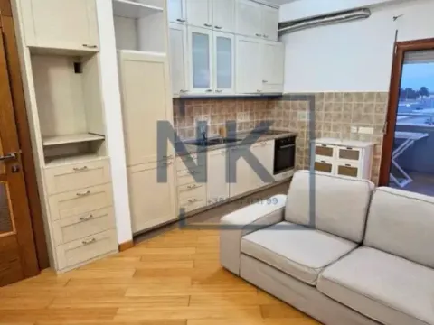 Izdavanje, dvosoban stan, 64m², Stari Aerodrom, Podgorica - image 3
