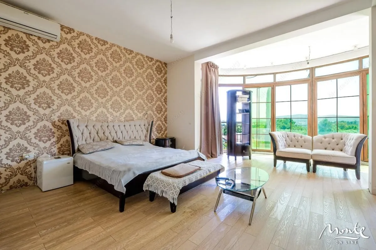 Prodaja, kuća, 316m², Tivat, Crna Gora