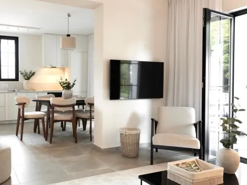 Sale, house, 424m², Tivat, Crna Gora - image 31