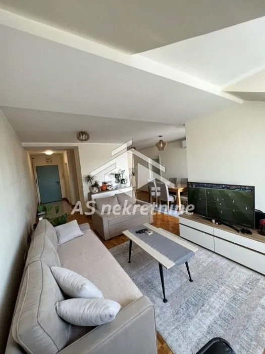 Rent, three bedroom apartment, 80m², Voždovac Sve Podlokacije, Beograd