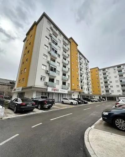 Prodaja, dvosoban stan, 59m², Tuški Put, Podgorica