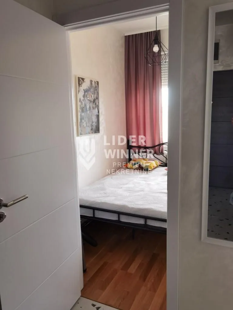 Izdavanje, jednosoban stan, 30m², Stari Grad, Beograd