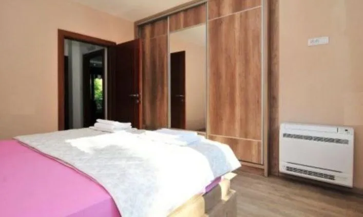 Prodaja, trosoban stan, 100m², Kotor, Crna Gora