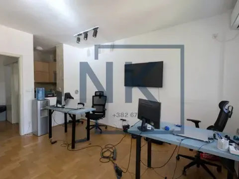 Prodaja, trosoban stan, 138m², Preko Morače, Podgorica - image 8