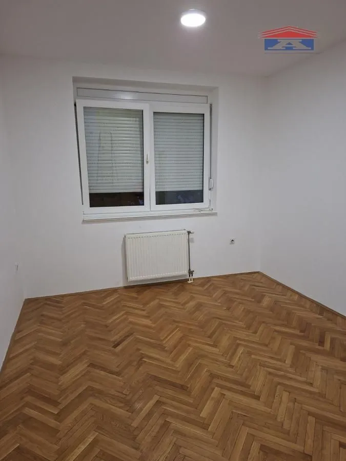 Izdavanje, garsonjera, 21m², Grbavica, Novi Sad Sve Podlokacije