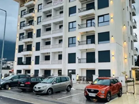 Prodaja, garsonjera, 33m², Bar, Crna Gora - image 11