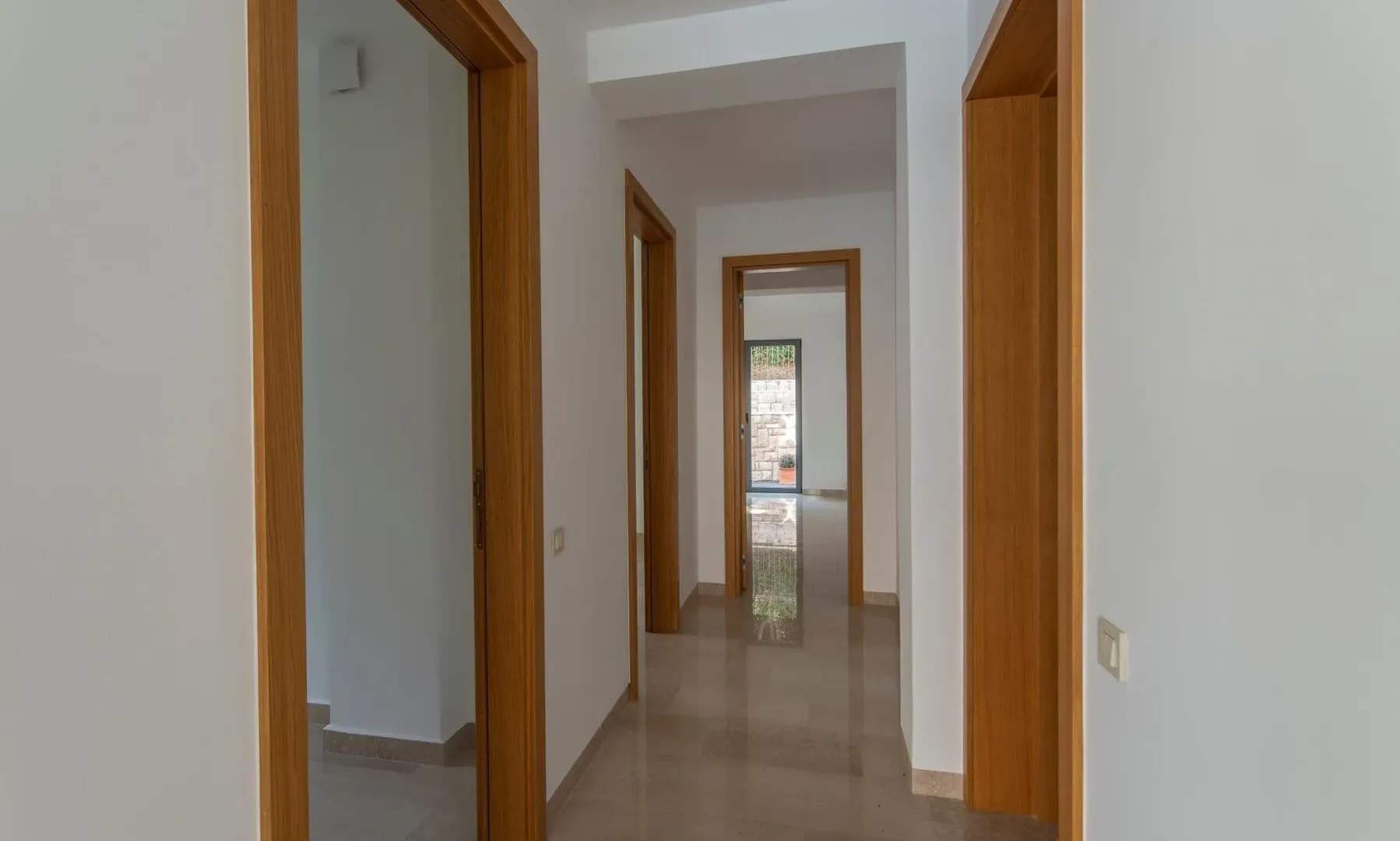 Sale, apartment, 510m², Muo, Kotor
