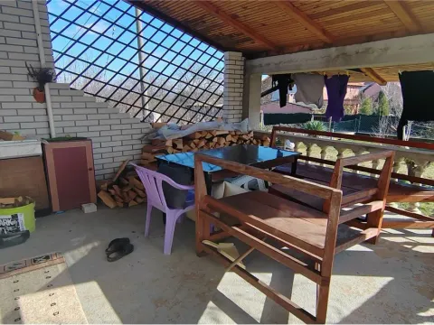 Prodaja, kuća, 135m², Niš, Srbija - image 19