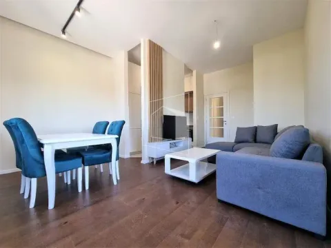 Izdavanje, stan, 66m², Gornja Gorica, Podgorica