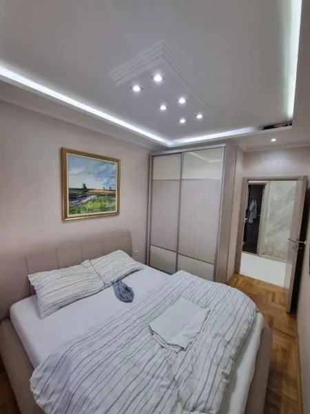Prodaja, trosoban stan, 59m², Bulevar Evrope, Novi Sad Sve Podlokacije