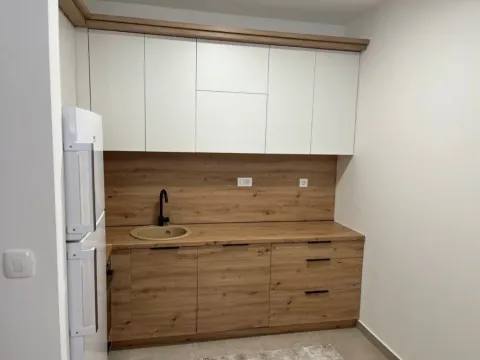 Izdavanje, jednosoban stan, 48m², New City, Podgorica - image 8