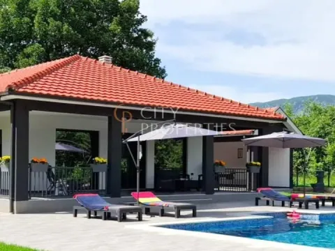 Rent, house, 160m², Pričelje, Podgorica - image 1