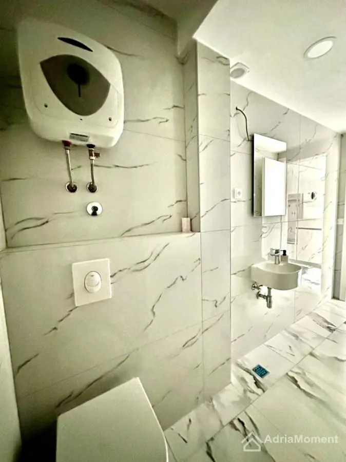 Prodaja, dvosoban stan, 85m², Đuraševići, Tivat
