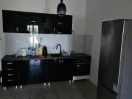 Izdavanje, trosoban stan, 92m², Kluz, Zvezdara Sve Podlokacije - image 4