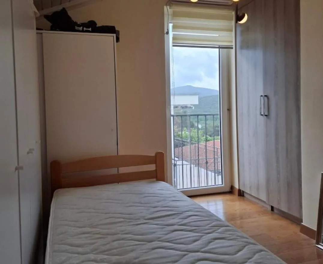 Rent, two bedroom apartment, 75m², Lješevići, Kotor