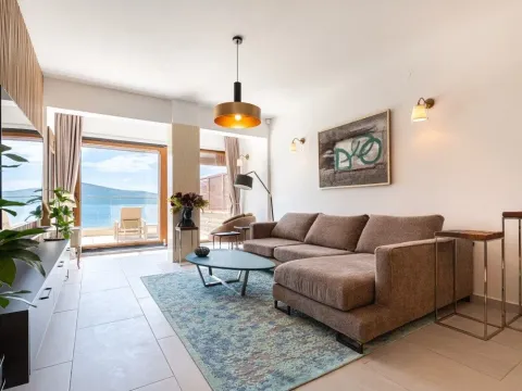 Sale, two bedroom apartment, 67m², Opatovo, Tivat - image 3