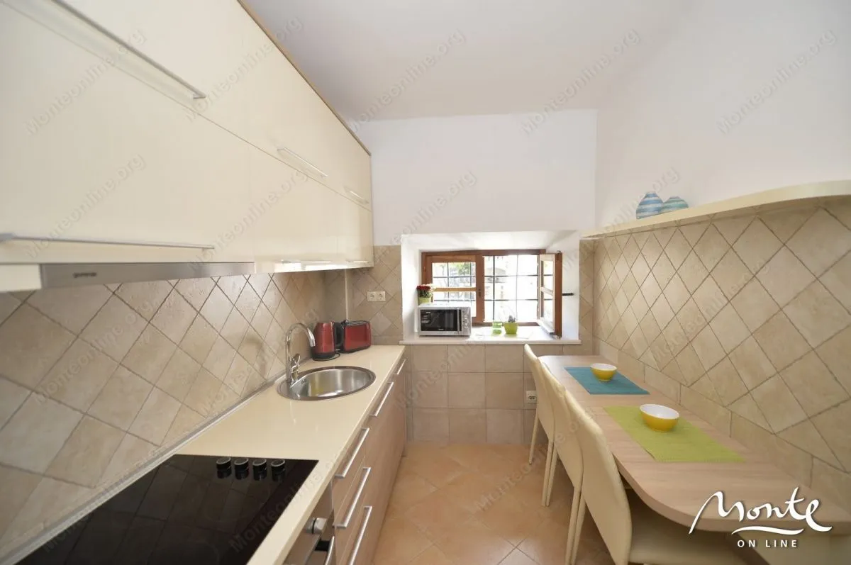 Sale, house, 222m², Prčanj, Kotor