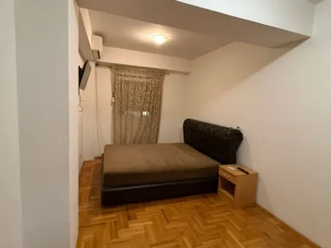 Rent, two bedroom apartment, 80m², City Kvart, Podgorica - image 5