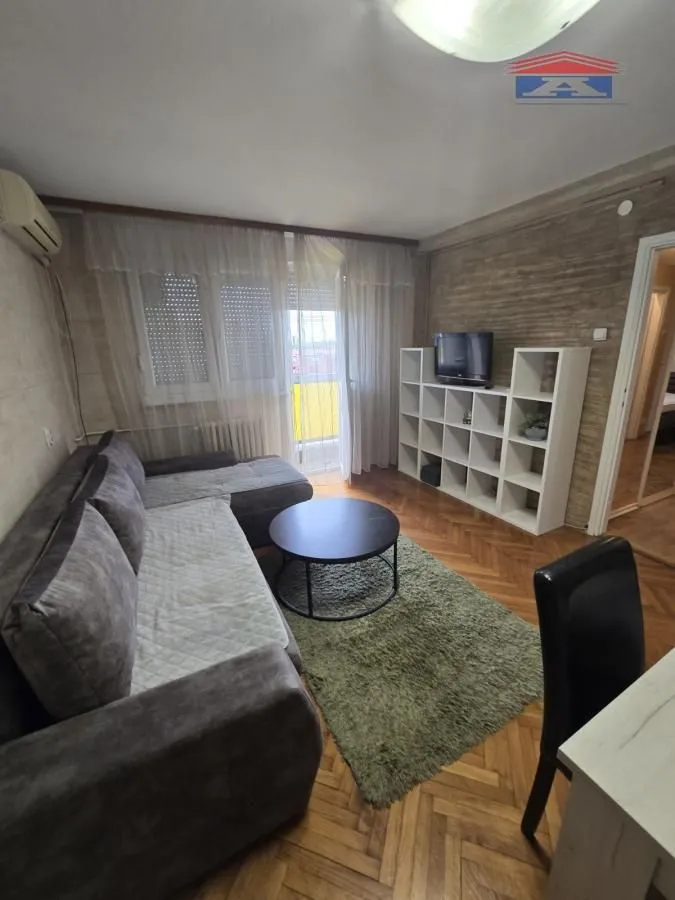 Rent, two bedroom apartment, 58m², Bulevar Oslobodjenja, Novi Sad Sve Podlokacije