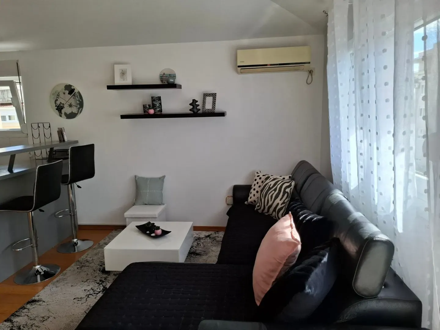 Rent, one bedroom apartment, 59m², Central Point, Podgorica