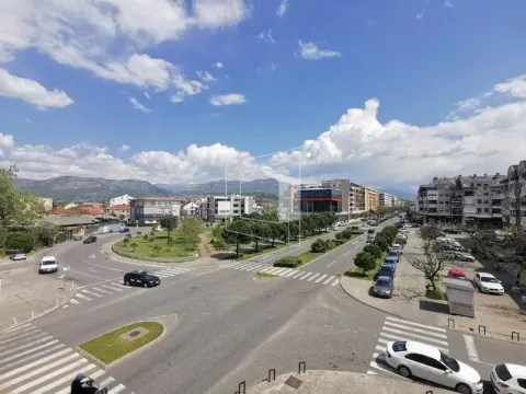 Rent, three bedroom apartment, 88m², Stari Aerodrom, Podgorica - image 18